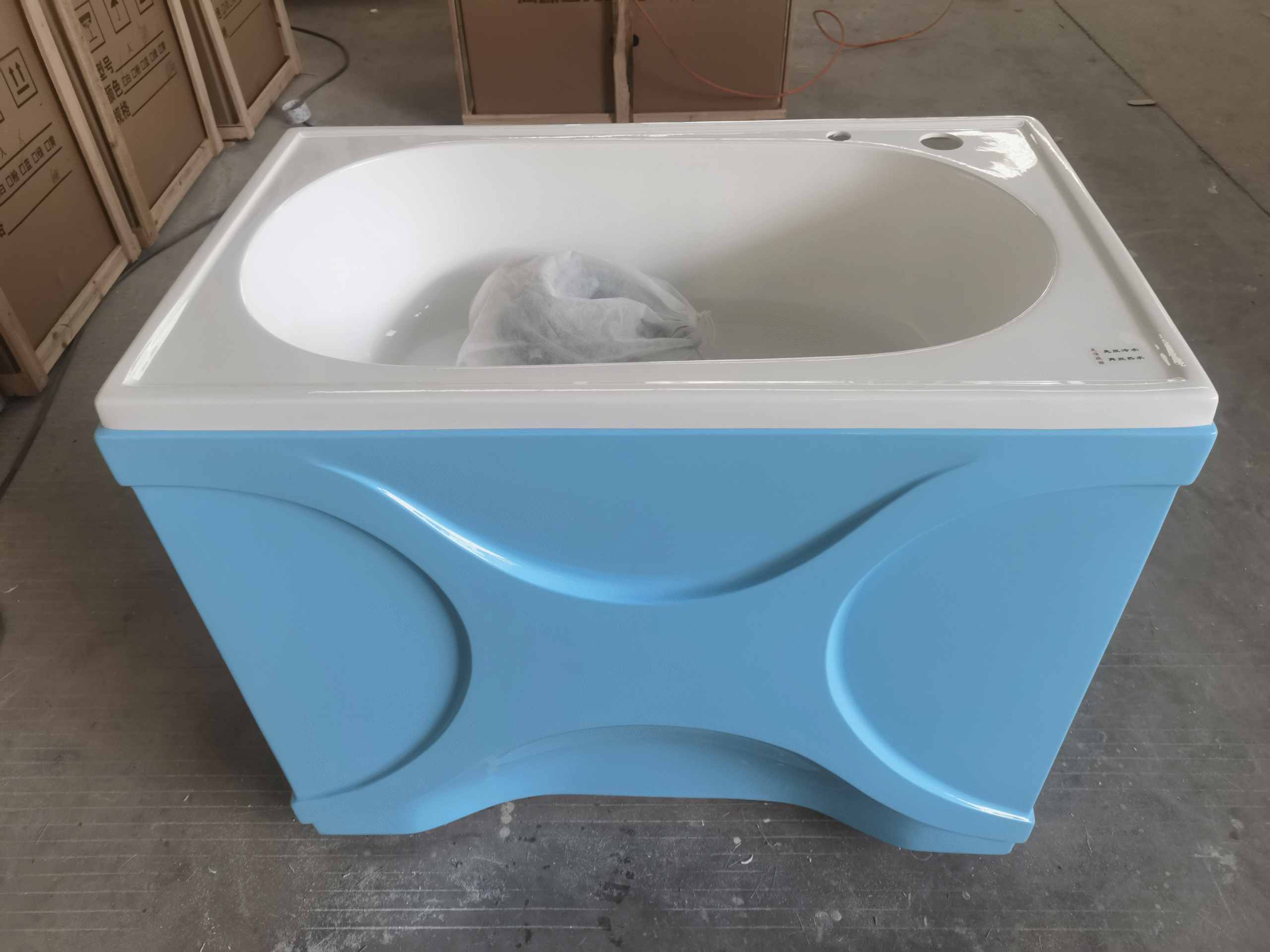 Bồn tắm tráng sau bơi FT02